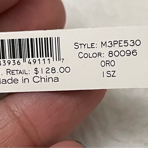 Marc By Marc Jacobs Large Goldtone Bracelet with Katie Turn Lock New with Tags. - Picture 6 of 7